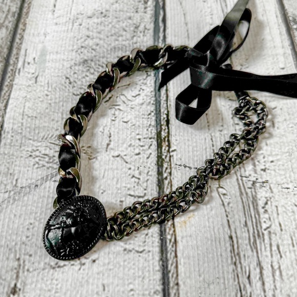 Victorian Black Cameo Heirloom Chain Link WhimsyGoth Choker Necklace w/ Ribbon - Picture 1 of 4